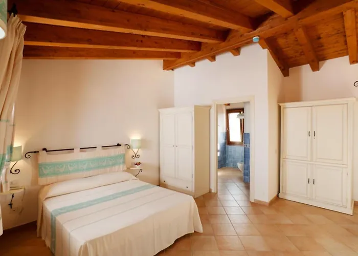 Apartment Gallura Style Res Baia Del Mirti M3 Sleeps3 *
