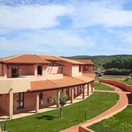 Apartamento Gallura Style Res Baia Del Mirti M3 Sleeps3