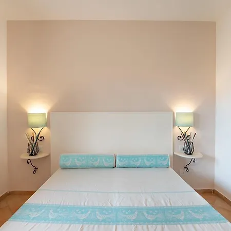 Gallura Style Res Baia Del Mirti M3 Sleeps3 * Vignola Mare